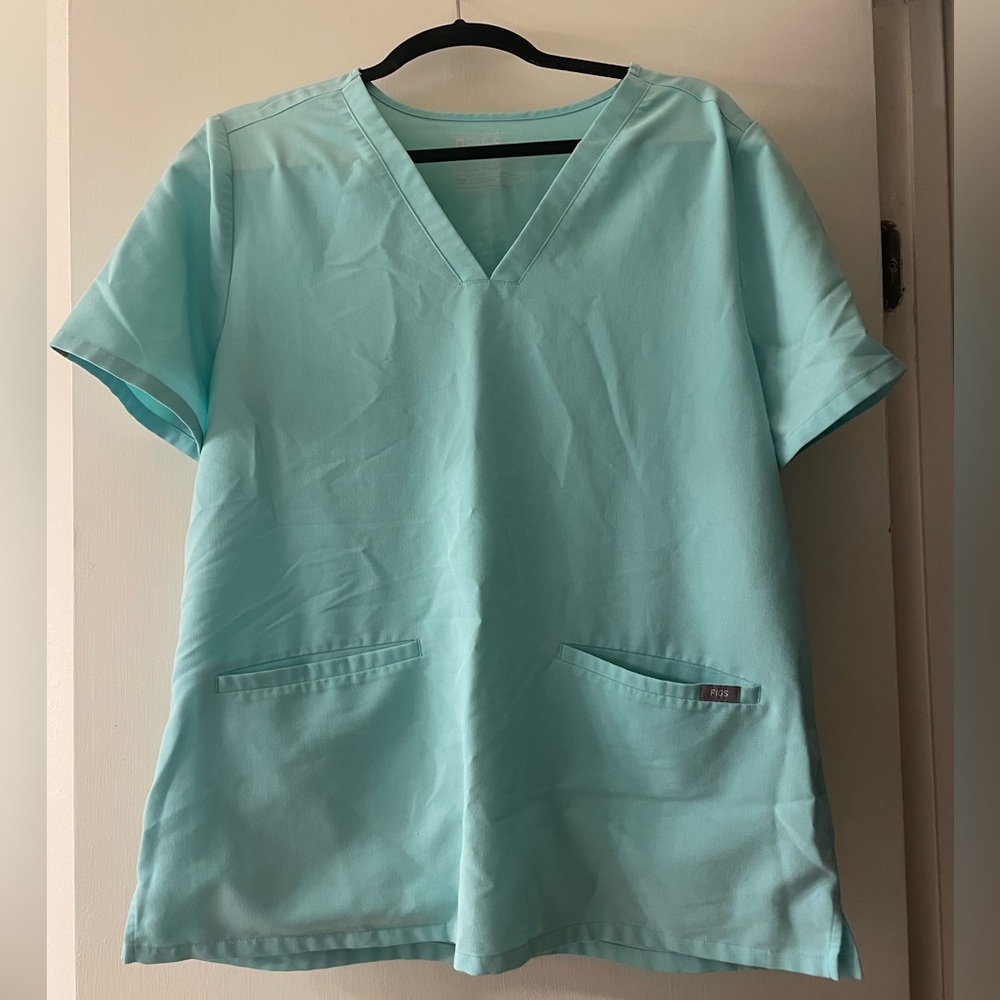 Figs Fresh Aqua Casma Scrub Top